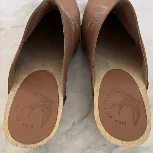 BIRD OF FLIGHT Leather Studded Shy Clog Size 8.5-9 - Picture 7 of 10